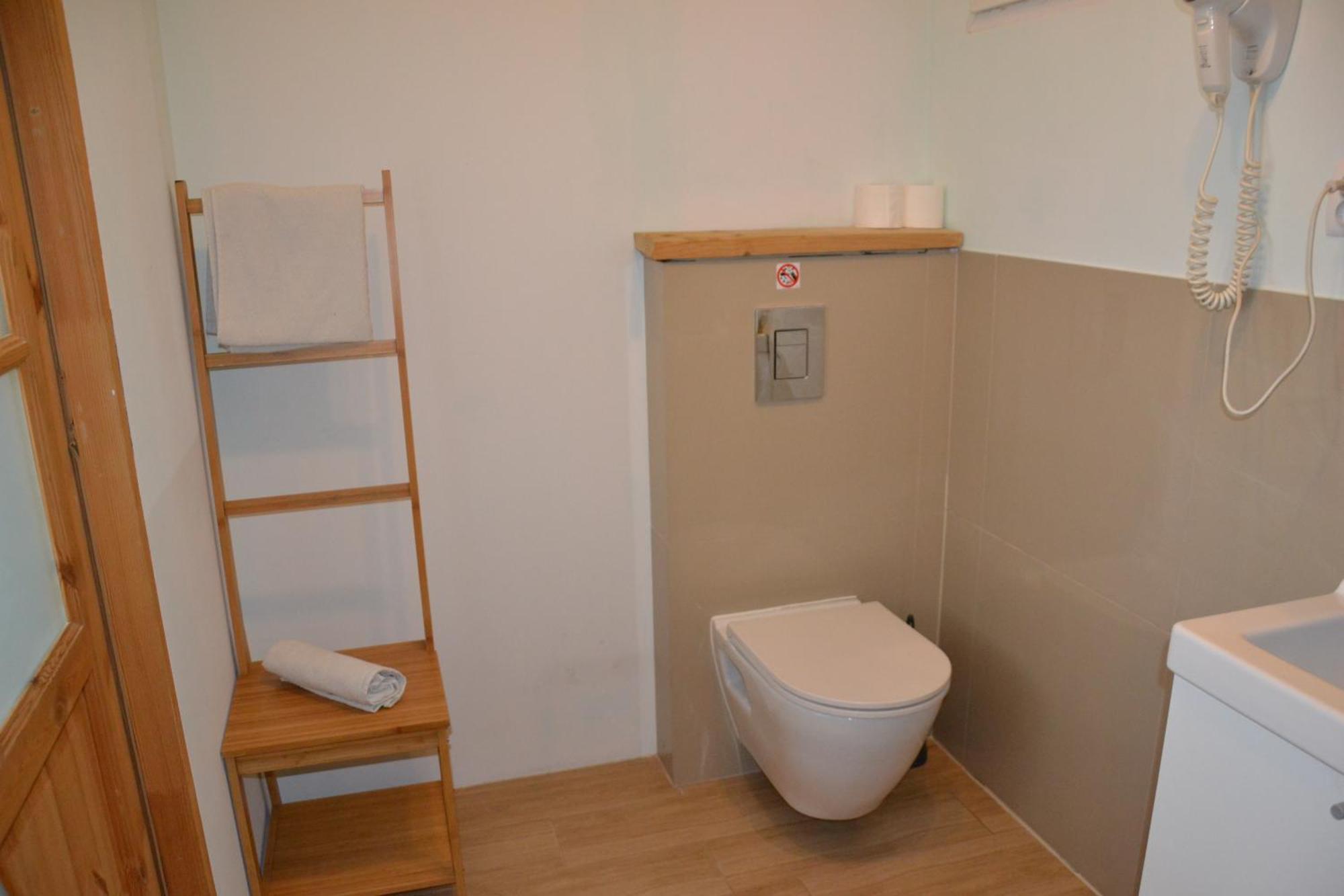 Flores Apartament Katowice Eksteriør billede