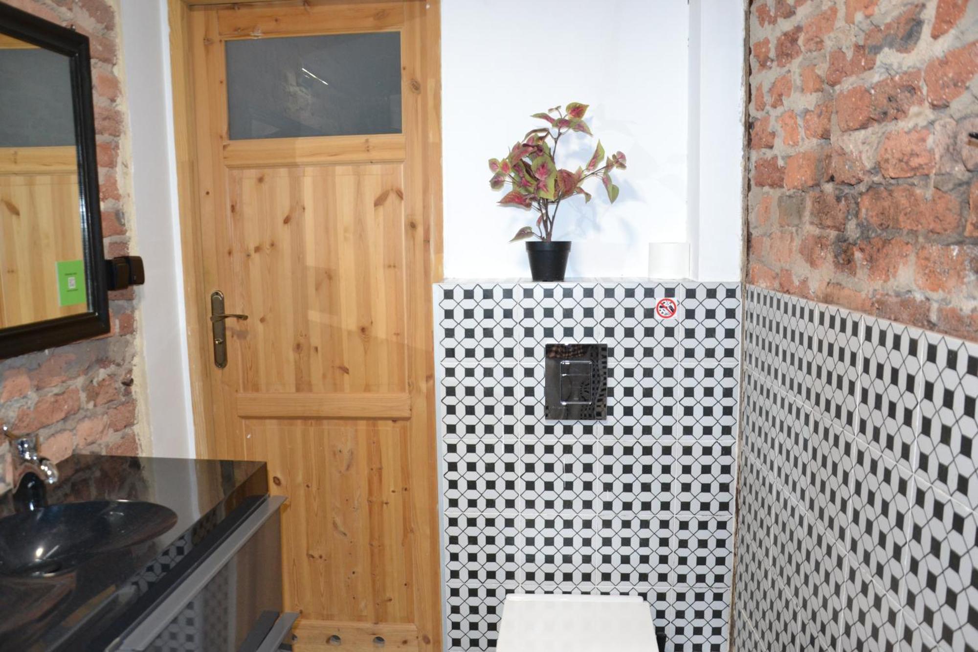 Flores Apartament Katowice Eksteriør billede