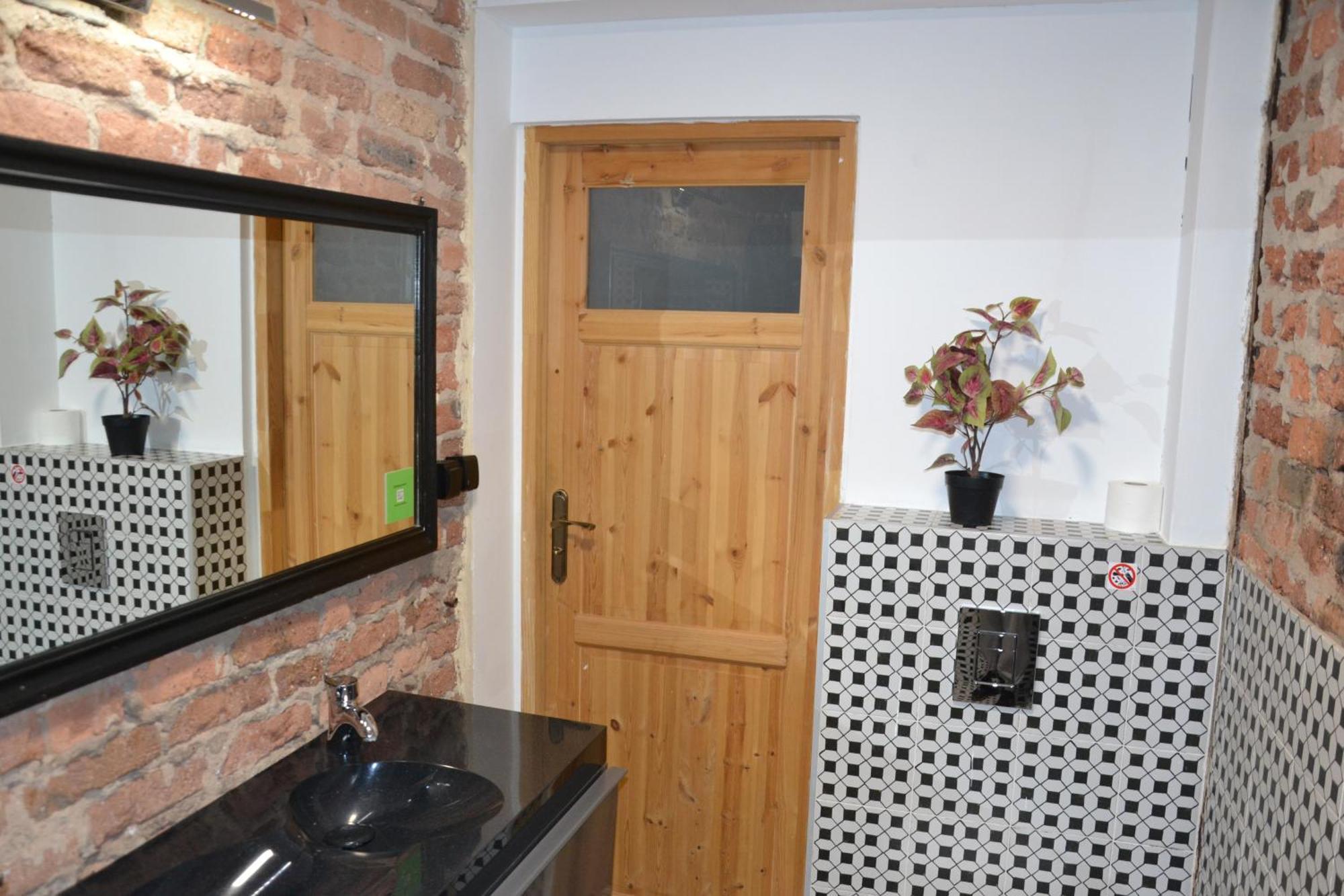 Flores Apartament Katowice Eksteriør billede